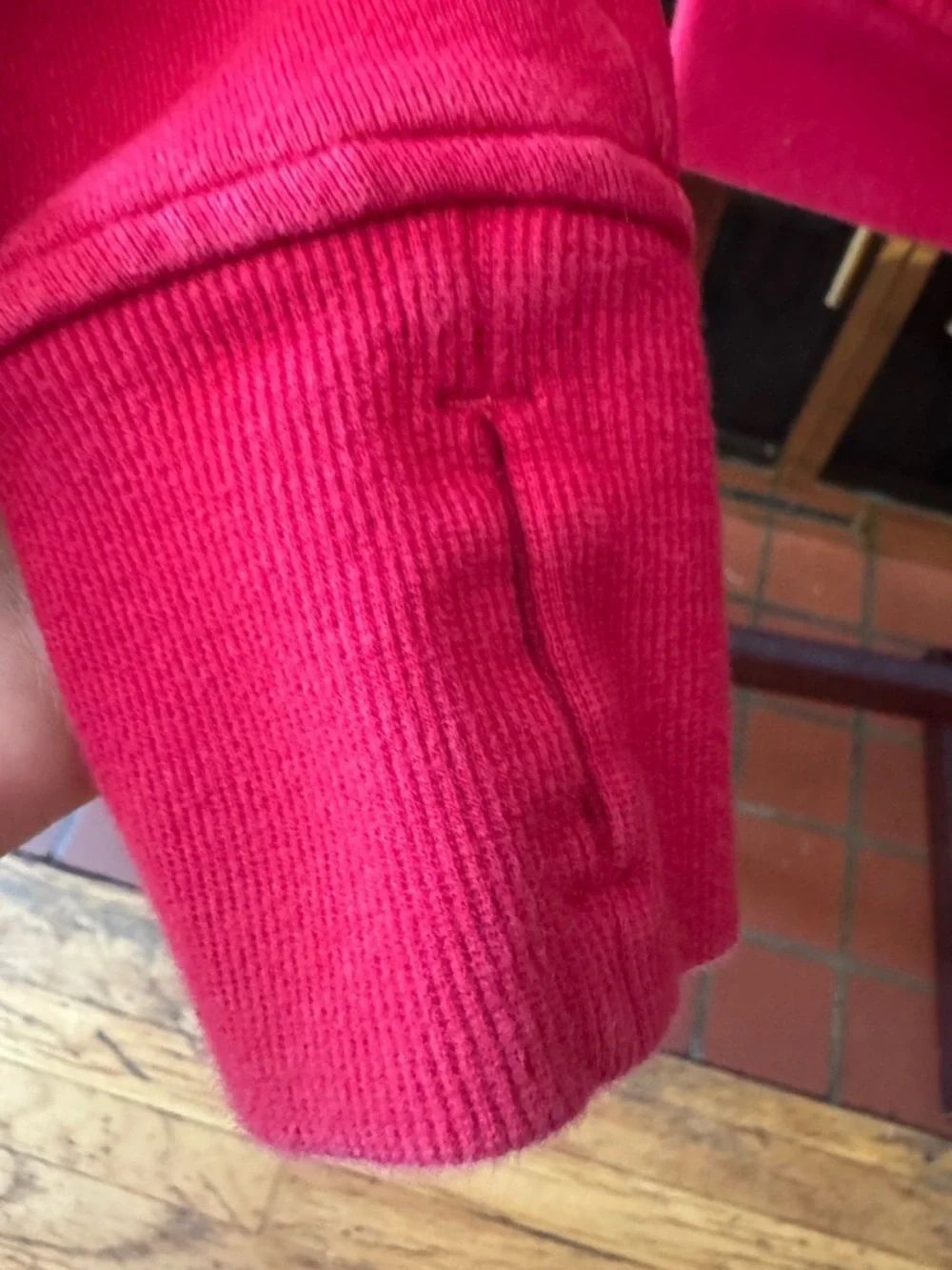 🛍️Lululemon Red Thick Zip Hoodie Size 4 - Picture 10 of 10